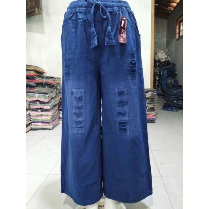 Celana Panjang Wanita Model Jeans Kulot Sobek Rawis